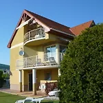 Kristaly Panorama